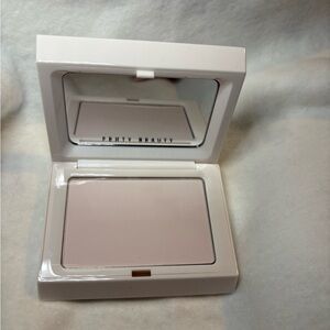 Fenty Beauty Invisimatte Blotting Powder - Brand New in Box